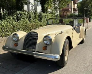 Morgan Plus 8