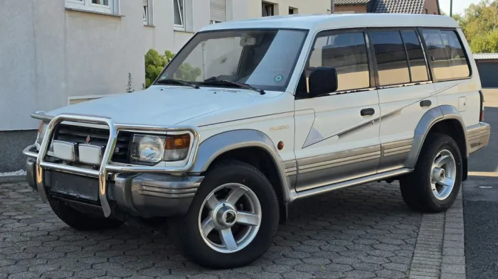 Mitsubishi Pajero V20 3000 V6, 1.Hand (Familie) mit TÜV
