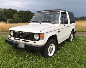 Mitsubishi Pajero L040 _ 2,5td _ Cabrio _ H Oldtimer,...