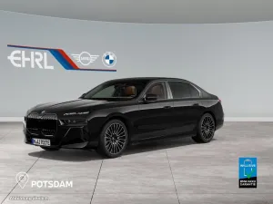 BMW 750e xDrive AHK 360° HEAD-UP MASSAGE SITZBELÜFT