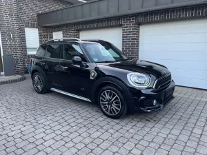 MINI Countryman SE, Tüv neu, 8 fach, Leder, Pano