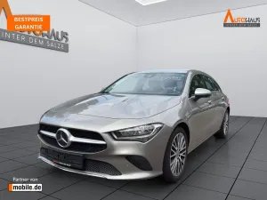 Mercedes-Benz CLA Shooting Brake CLA 200 (118.687) 1.3 KAT NAV