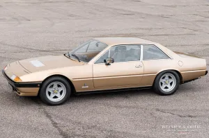 Ferrari 400i