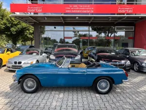 MGB Roadster - Tolle Farbkombi!