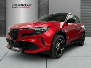 Alfa Romeo Junior Ibrida TI Tech-Paket Sommeraktion