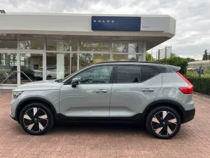 Volvo XC40 / EX40 Ultimate Dark Twin Motor