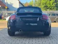 Audi TT Roadster 1.8T quattro 132 kW - S-line