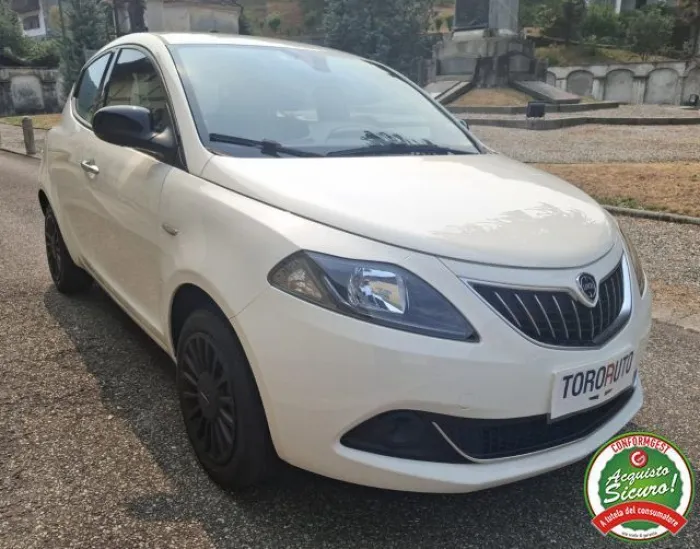 Lancia LANCIA Ypsilon 1.0 FireFly 5 porte S&S Hybrid Ec