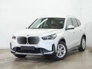 BMW iX1 xDrive30 Head-Up-HK Surround-Aktivsitz f. Fa