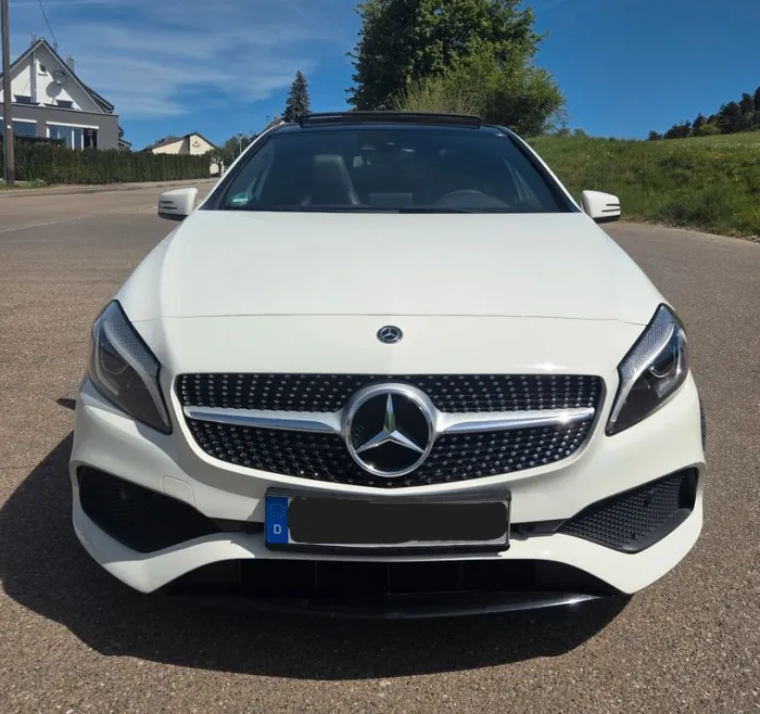 Mercedes-Benz 200