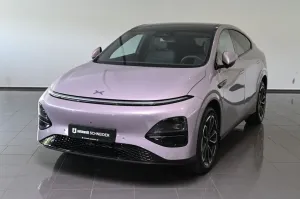 XPENG G6 AWD Performance AHK Pano Leder Kamera ACC