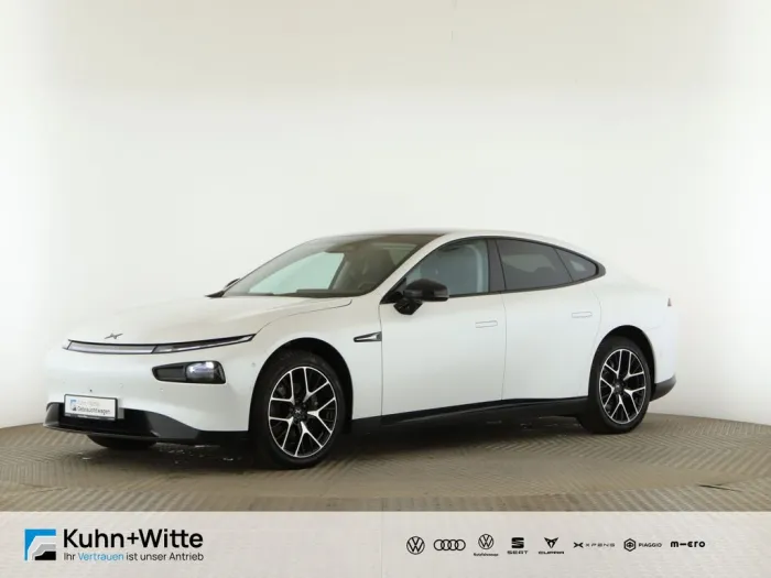 XPENG P7 AWD Performance Pano+Brembo+Memory+RFK+StandH