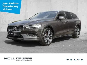 Volvo V60 Cross Country B4 AWD Plus Sthz. Harman/Kardo