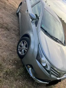Toyota Avensis Combi 1,8-l-Valvematic Edition 2014 ...