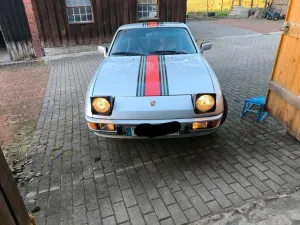 Porsche 924