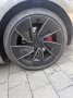 Tesla Model 3 Allradantrieb mit Dualmotor Performa...