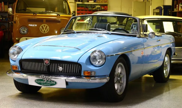 MGB V8