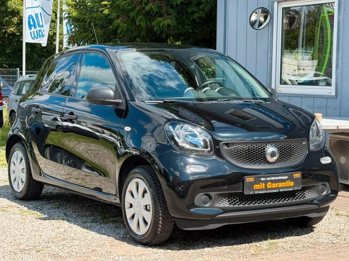 Smart ForFour 1.0 DCT*1.Hand*Temp*SHZ*Klima*Bluetooth