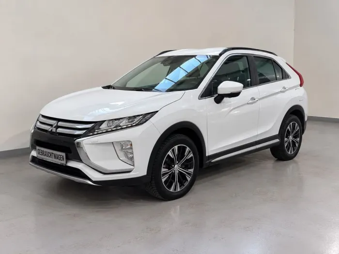 Mitsubishi Eclipse Cross Intro Edition+1,5 2WD /CVT/Scheckh