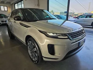 Land Rover Range Rover Evoque 2024 2.0d i4 mhev 