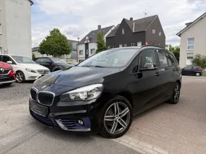 BMW 218 Gran Tourer Sport Line Navi*Sitzheizung*AHK