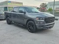 Dodge DODGE RAM 1500 5.7 V8 Crew Cab LARAMIE Black Nig