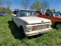 Ford  F100 V8