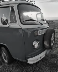 Volkswagen VW T2 Fensterbus mit H Kennzeichen und HU