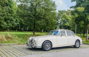 Jaguar MK II 3.8