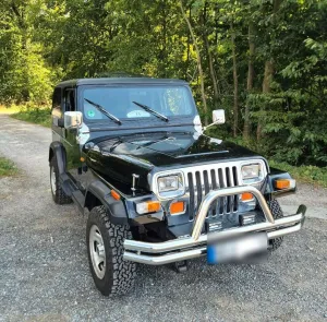 Jeep Wrangler YJ 2.5 - TÜV NEU