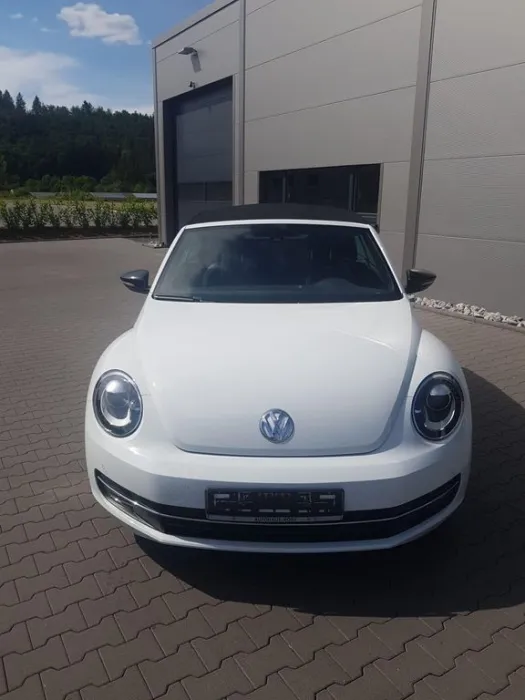 Volkswagen VW Beetle Cabrio 1.6 Benzin - 105 PS - TÜV NEU -