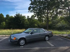 Mercedes-Benz Ikone: Mercedes CE 300 Coupé H-Kennzeichen