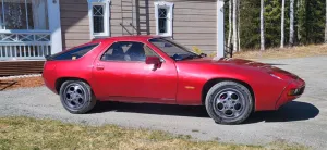 Porsche 928