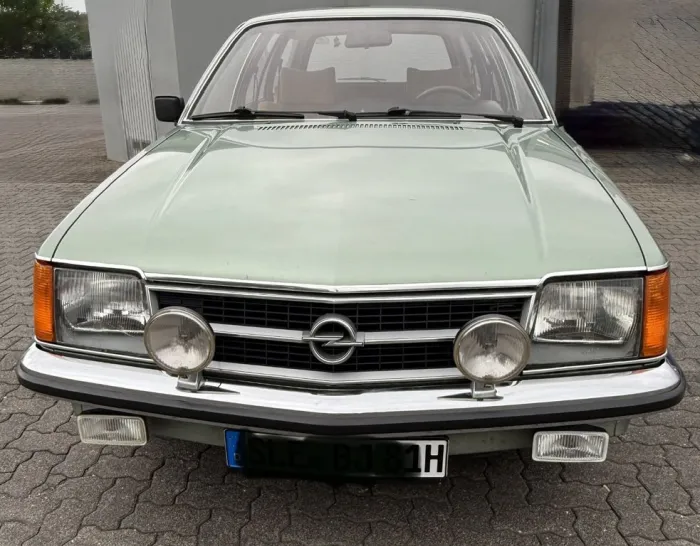 Opel Commodore
