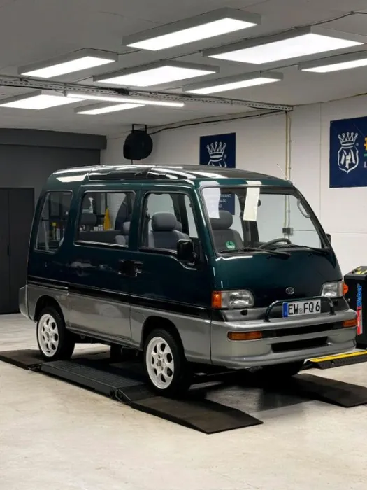 Subaru Libero e12