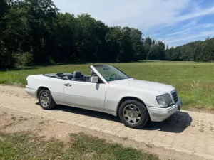 Mercedes-Benz E 320 Cabriolet, gepflegt