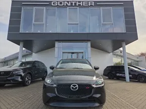 Mazda 2 1.5L 90ps 6AT FWD HOMURA