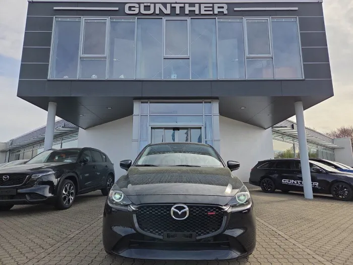 Mazda 2 1.5L 90ps 6AT FWD HOMURA