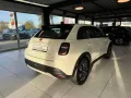 Fiat 600 (RED)