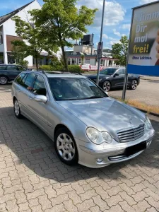 Mercedes-Benz Mercedes Familienwagen, fahrbereit, zu ver...