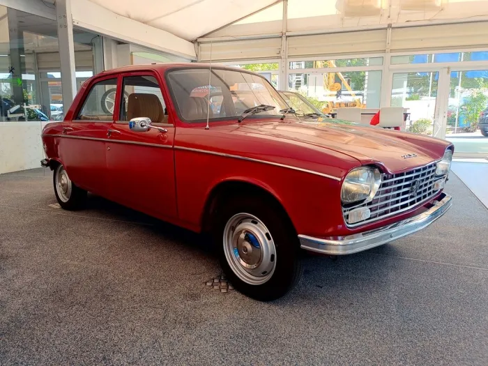 Peugeot 204 , sehr guter Zustand, Top Karosserie