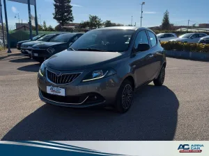 Lancia Ypsilon 1.0 FireFly 5 porte S&S Hybrid Ec