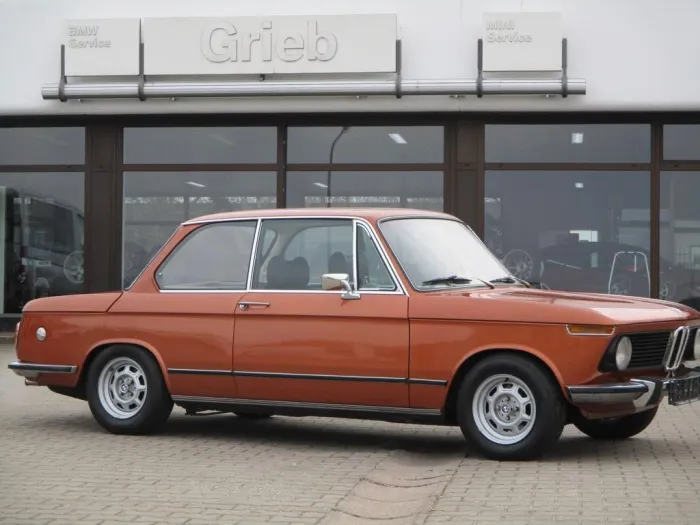 BMW 1502