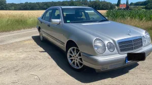 Mercedes-Benz-E-Klasse W210 Classic E200