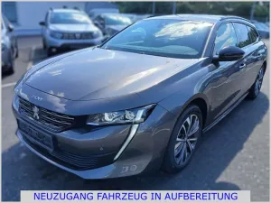 Peugeot 508 SW Autom. 1.HAND SHZ/CAM/NAV/PDC/TEILLEDER