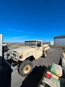 Toyota HJ47 Land Cruiser 83