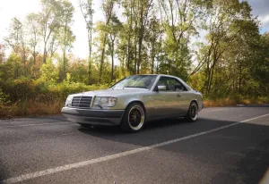Mercedes-Benz C124 230CE Coupé Brilliant Silber TOP