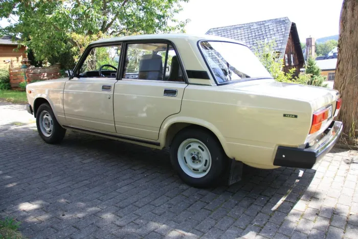 Lada 2107