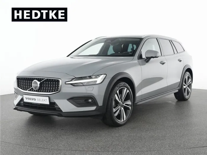 Volvo V60 CC B4 Diesel AWD Ultimate MASSAGE*360°STHZ