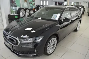 Skoda Superb Combi Selection 2.0 TDI Matrix LED AHK